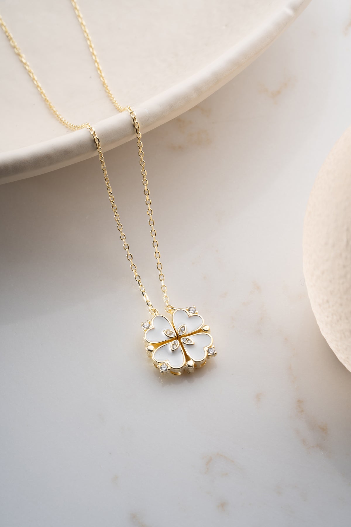 White Clover Heart Pendant Necklace