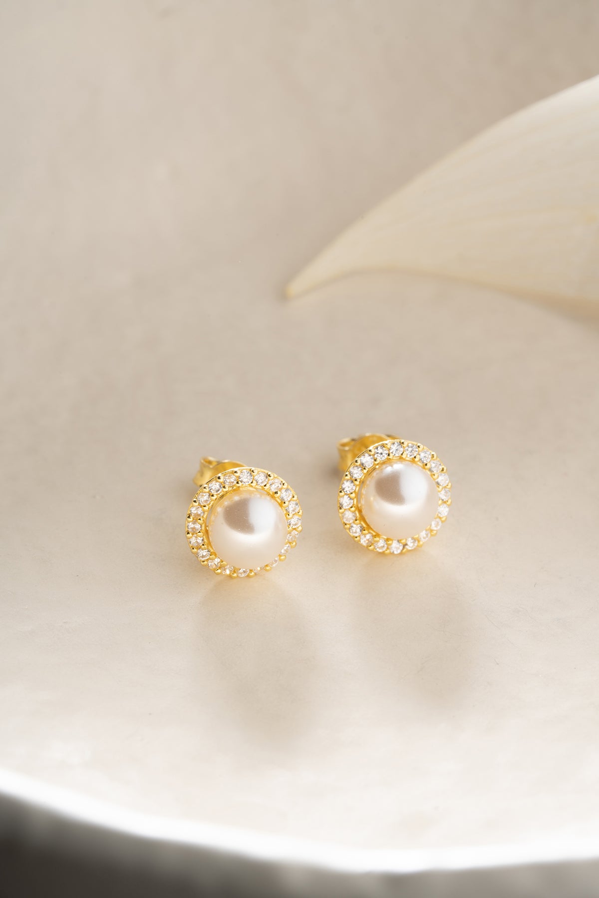 Pearl Halo Stud Earrings in Gold