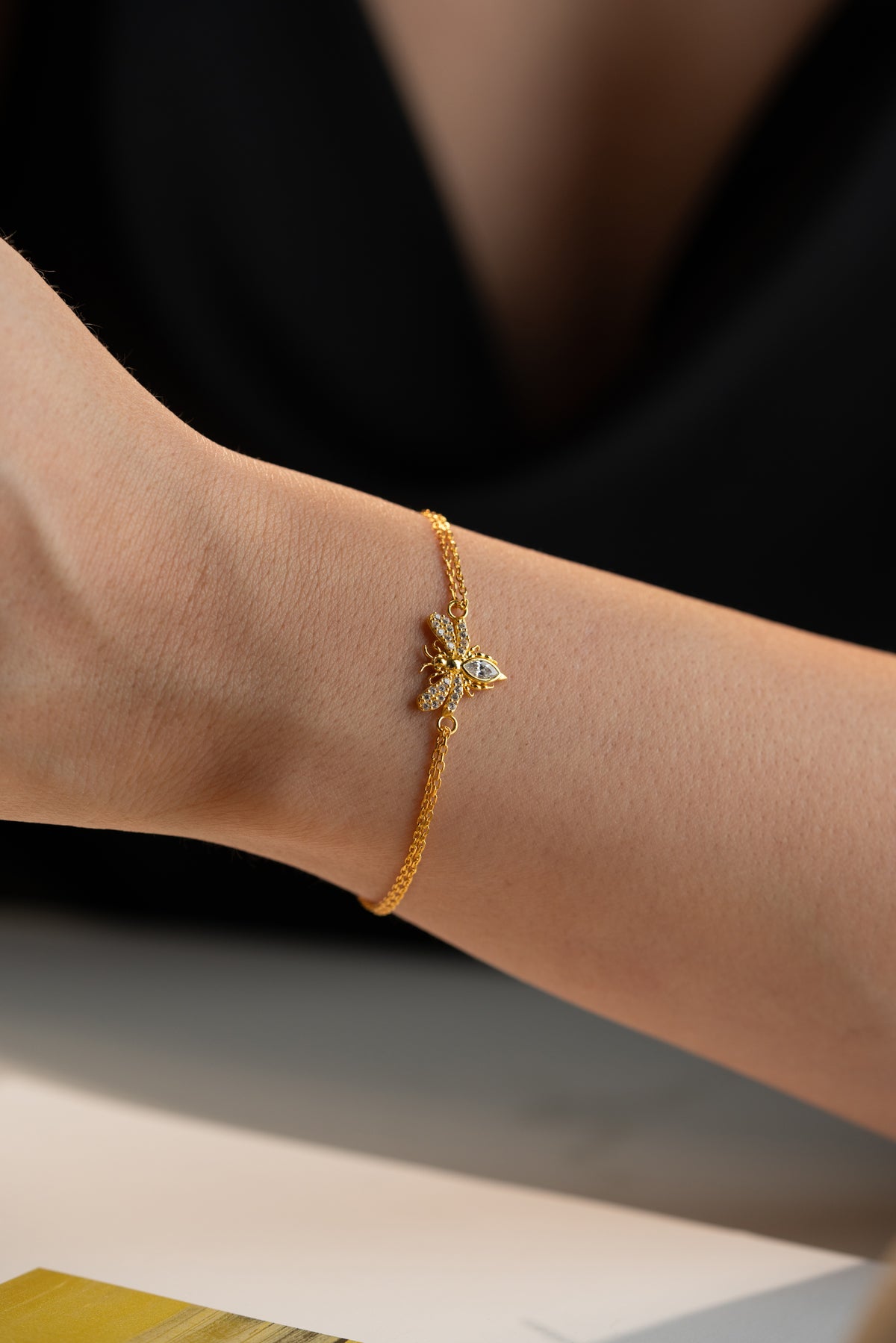 Bee Charm Bracelet in Gold