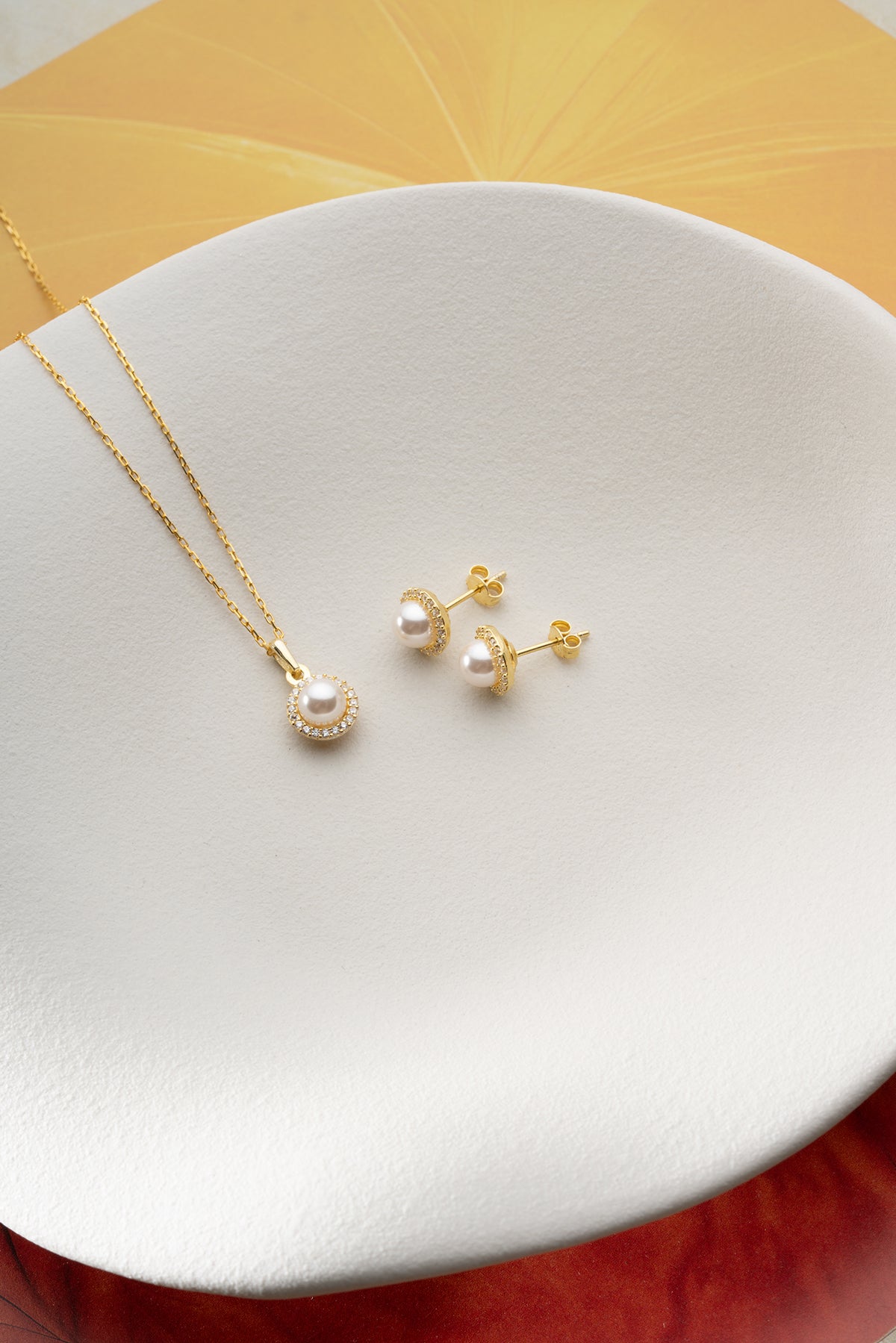 Pearl Halo Pendant Necklace and Earring Set
