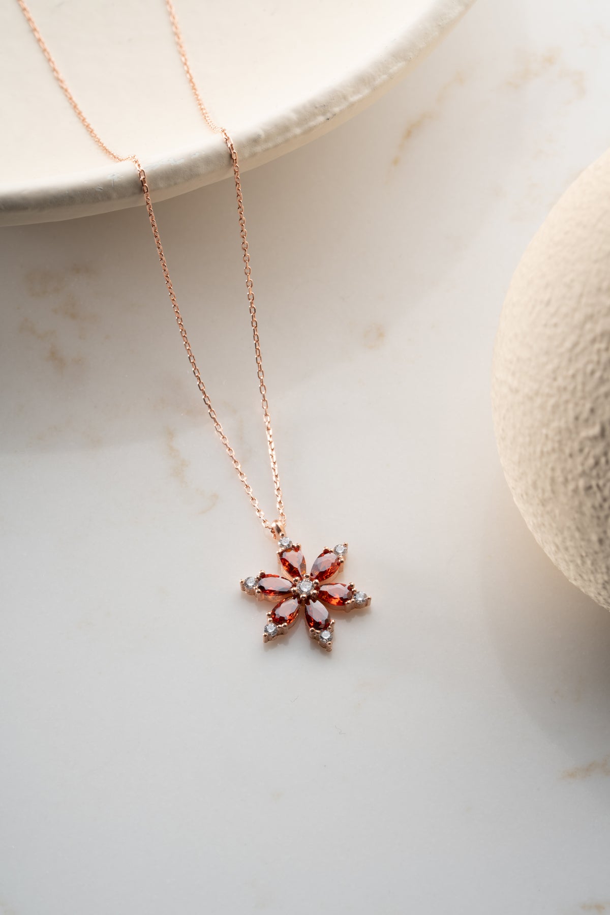 Garnet Flower Pendant Necklace in Rose Gold
