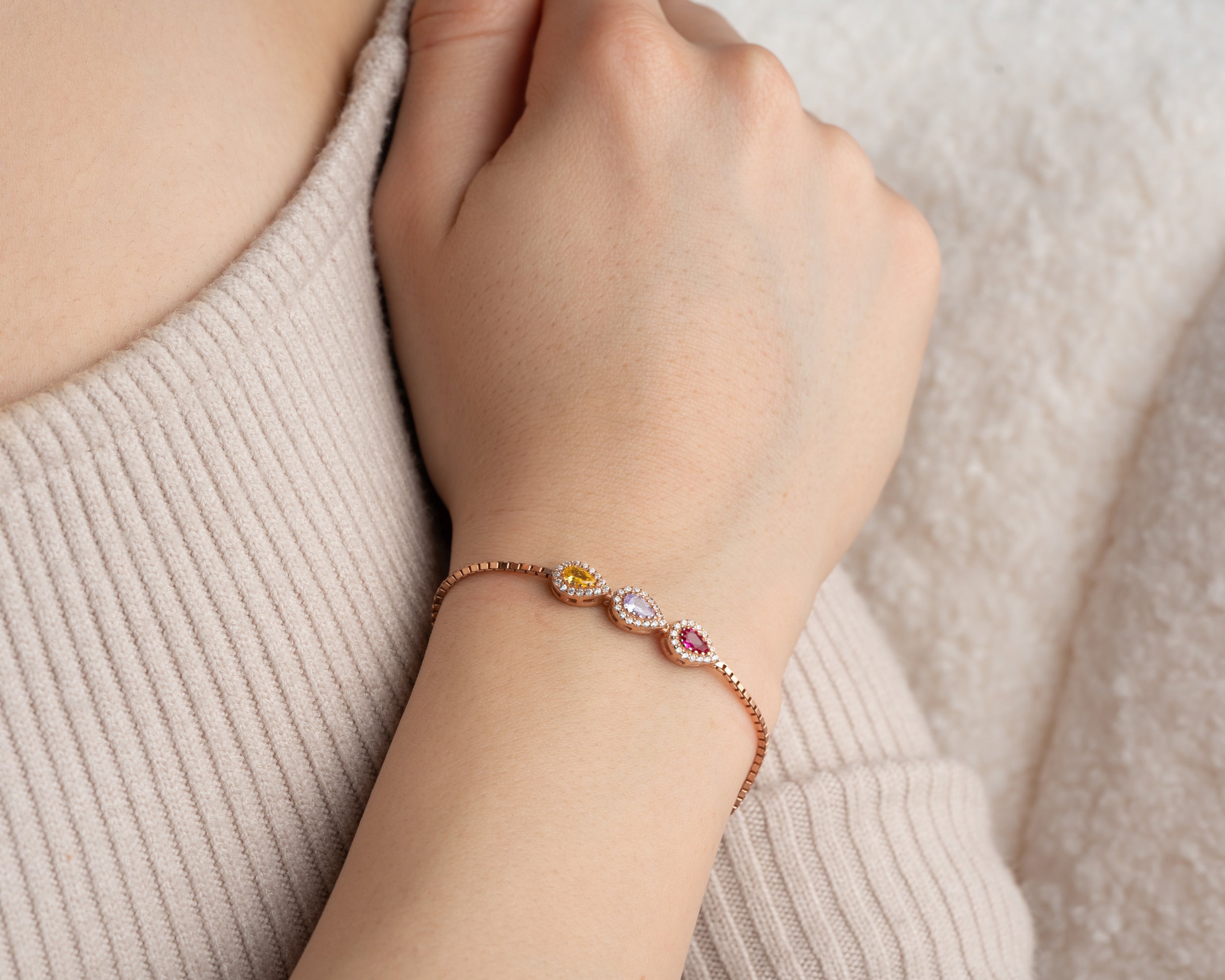 Custom Teardrop Birthstone Family Bracelet