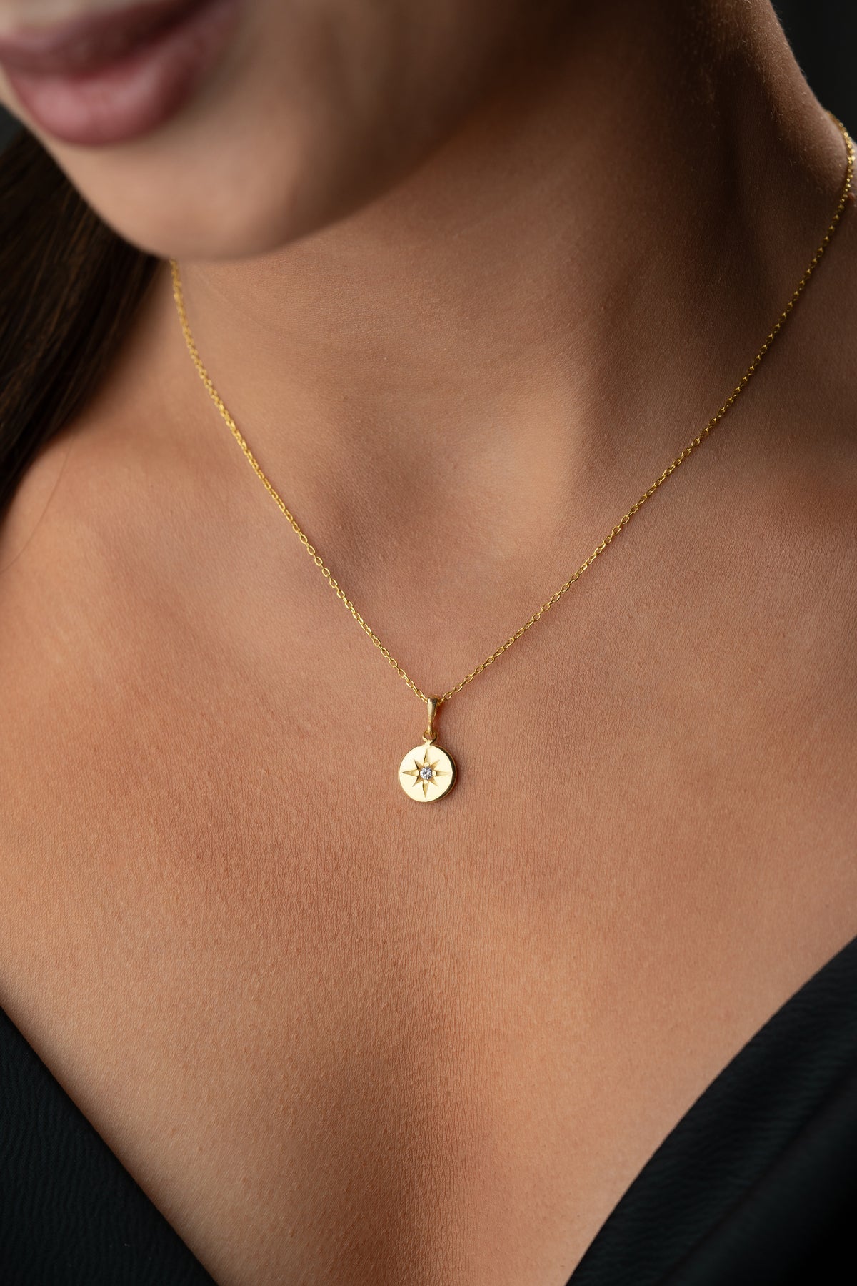 North Star Medallion Necklace in Gold