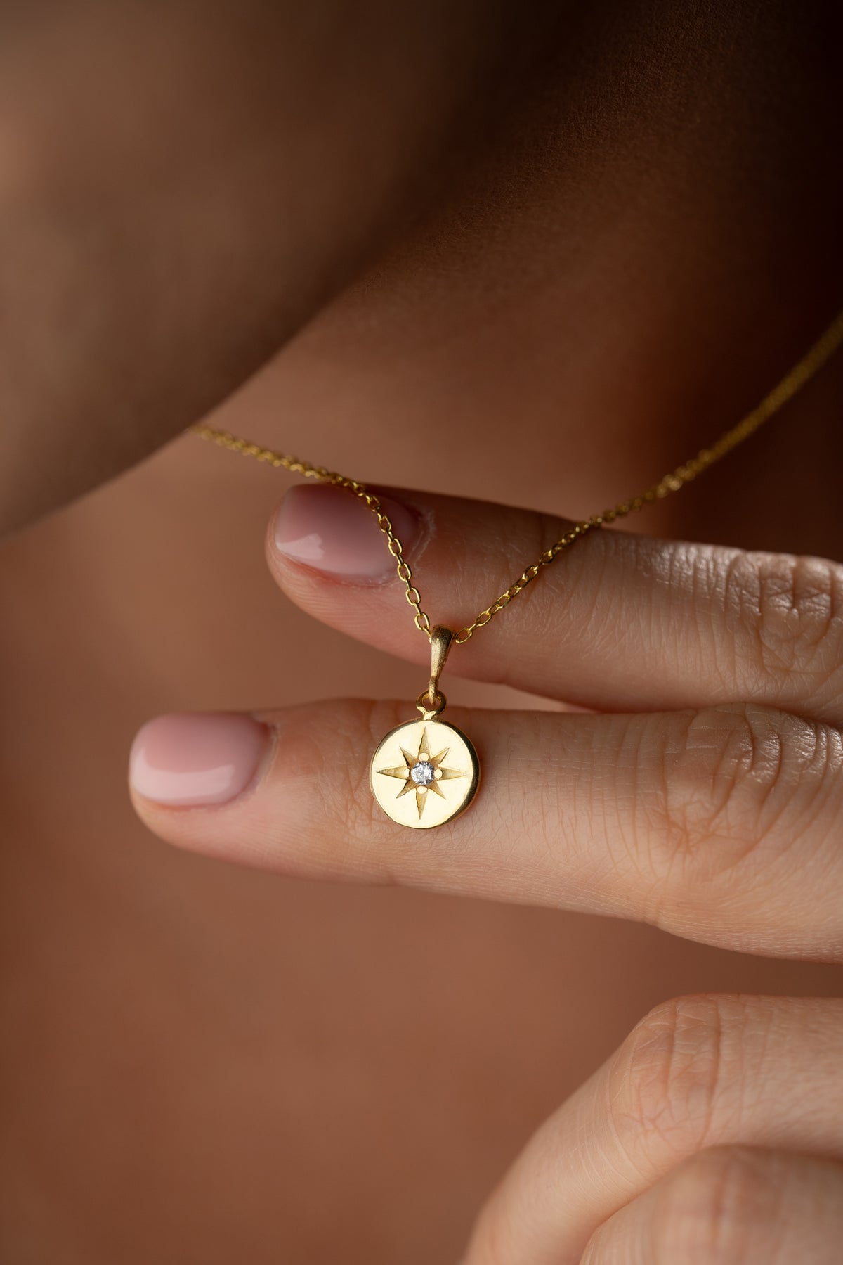 North Star Medallion Necklace in Gold