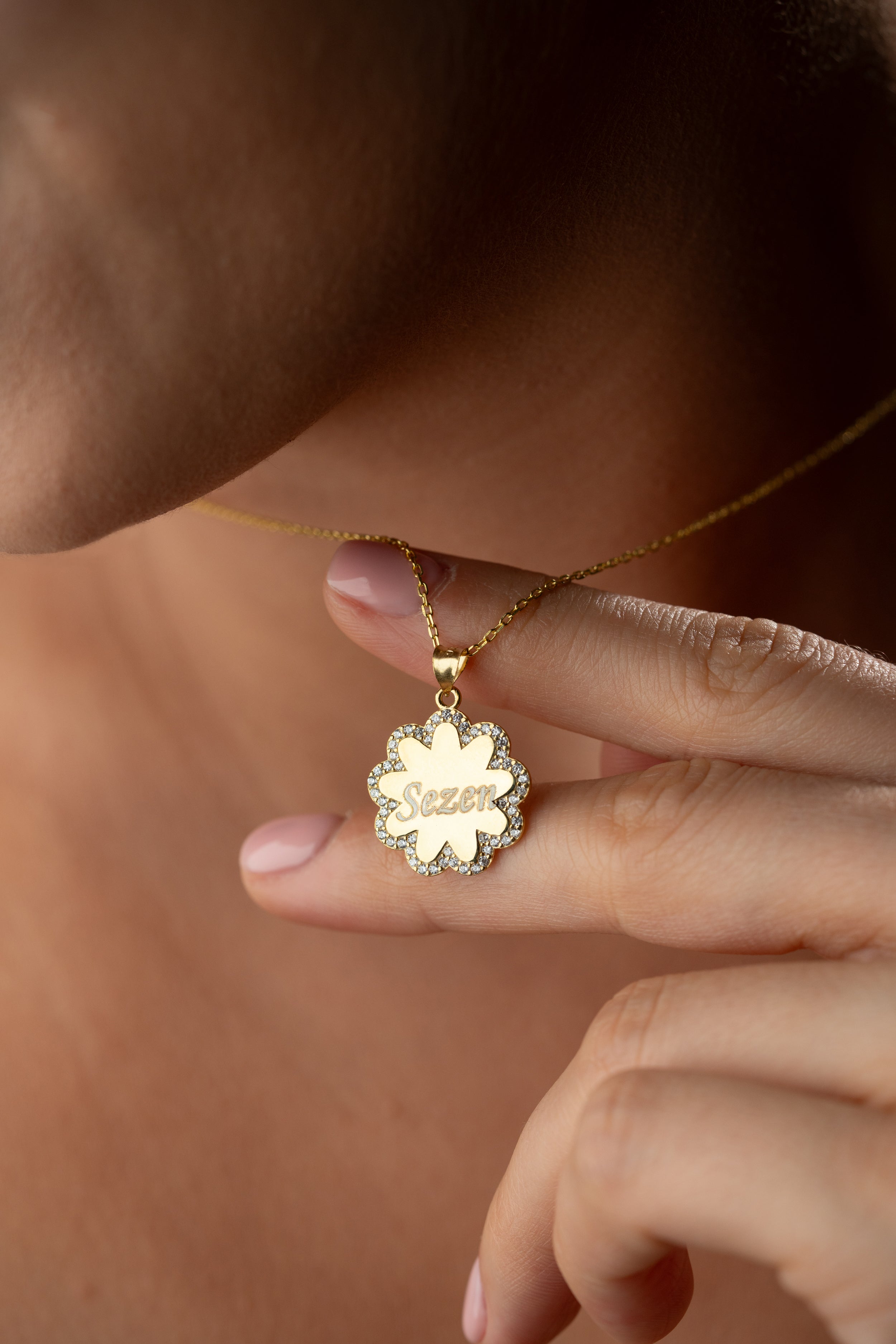 Custom Name Flower Pendant Necklace