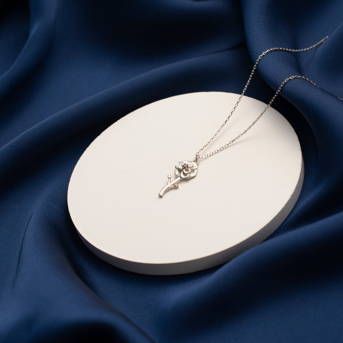 Gold Dahlia Flower Stem Necklace
