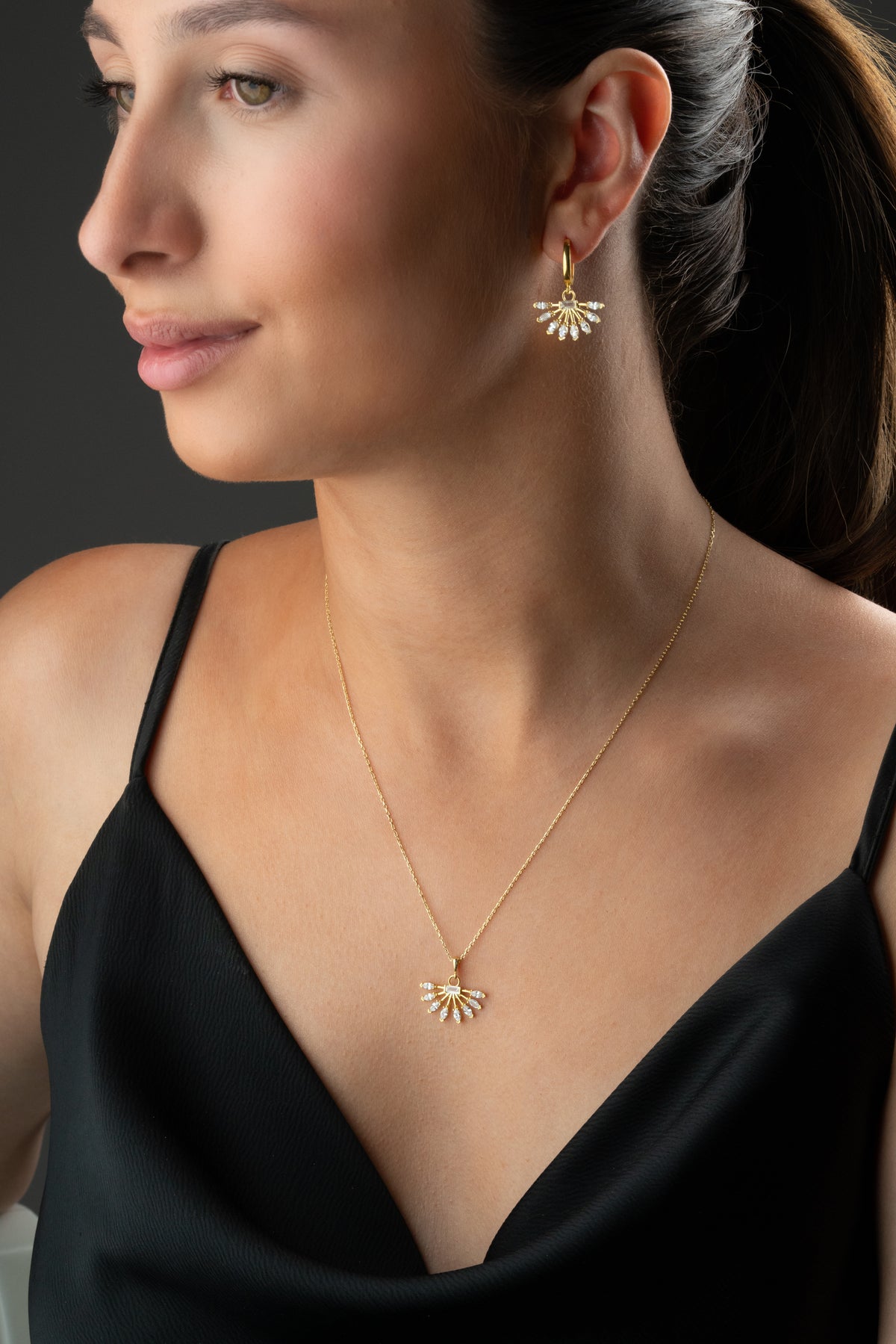 Crystal Sunburst Spray Jewelry Set