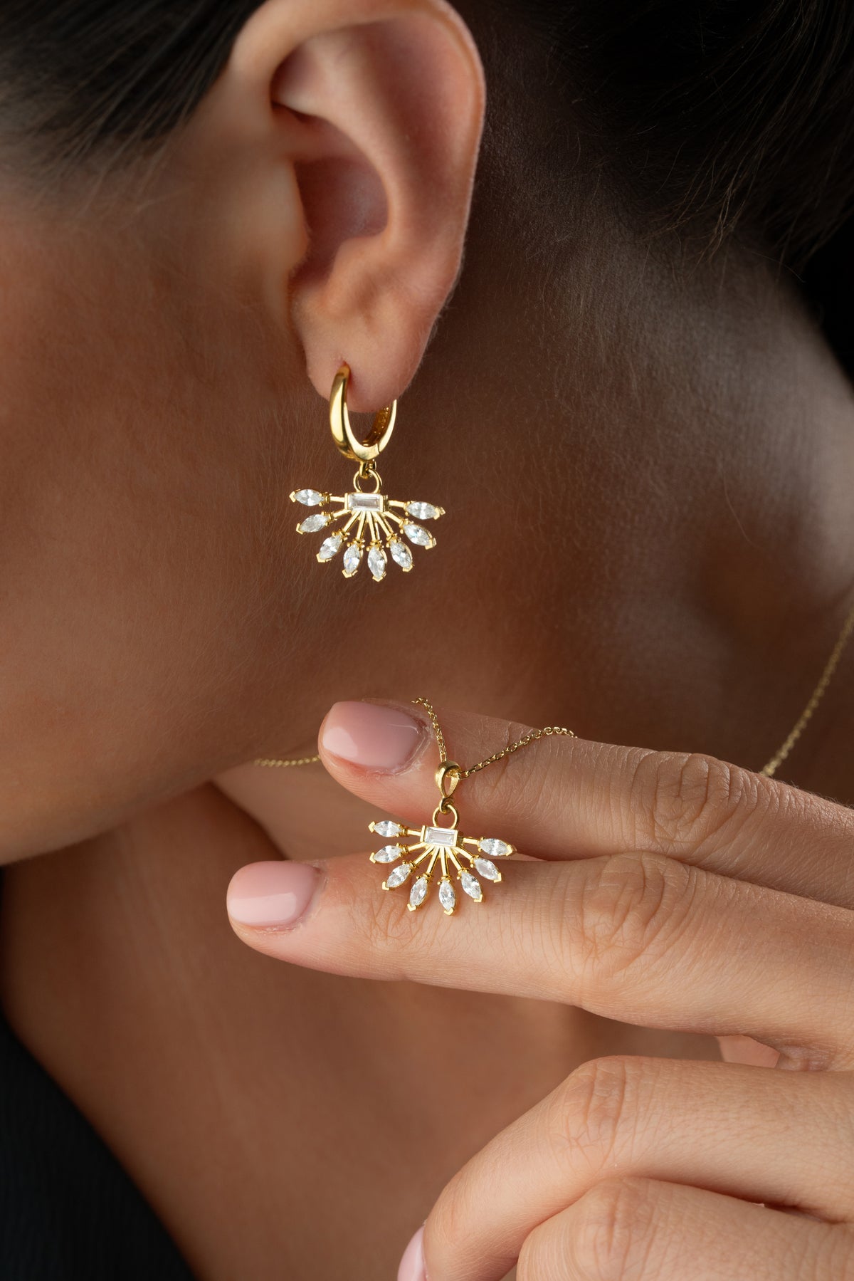 Crystal Sunburst Spray Jewelry Set