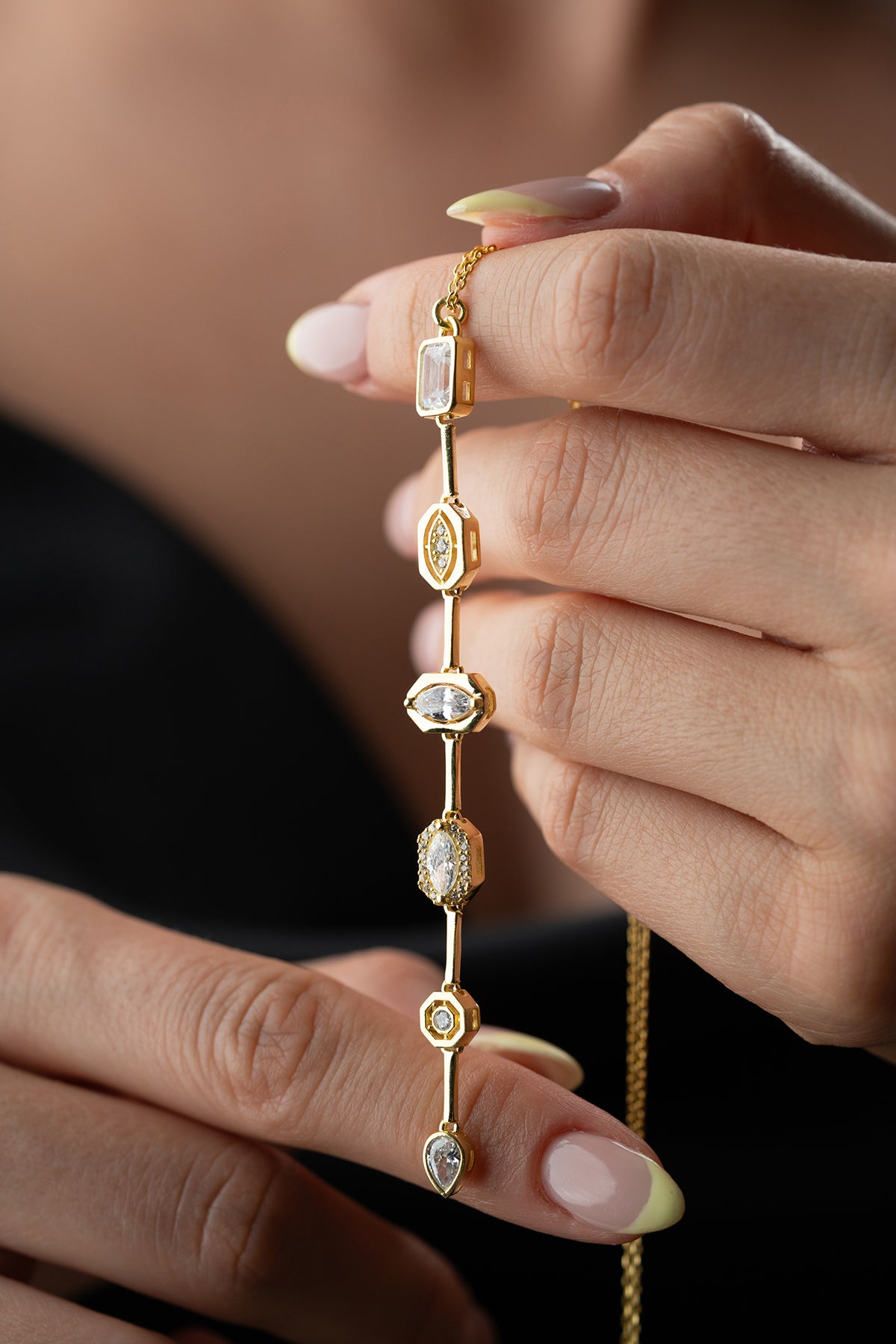 Graduated Crystal Drop Lariat Necklace