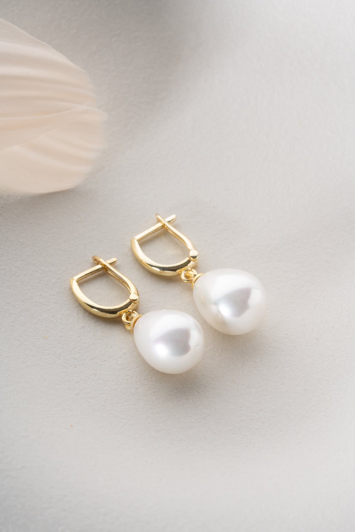 Teardrop Pearl Drop Earrings in Gold