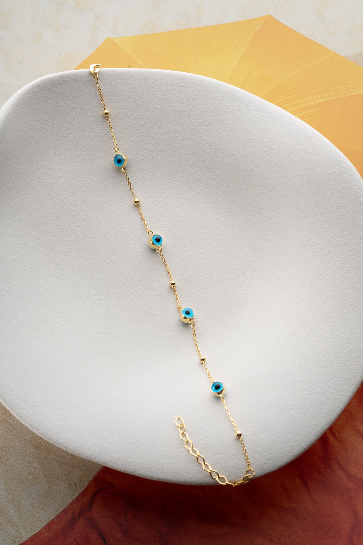 Evil Eye Beaded Chain Bracelet in Gold