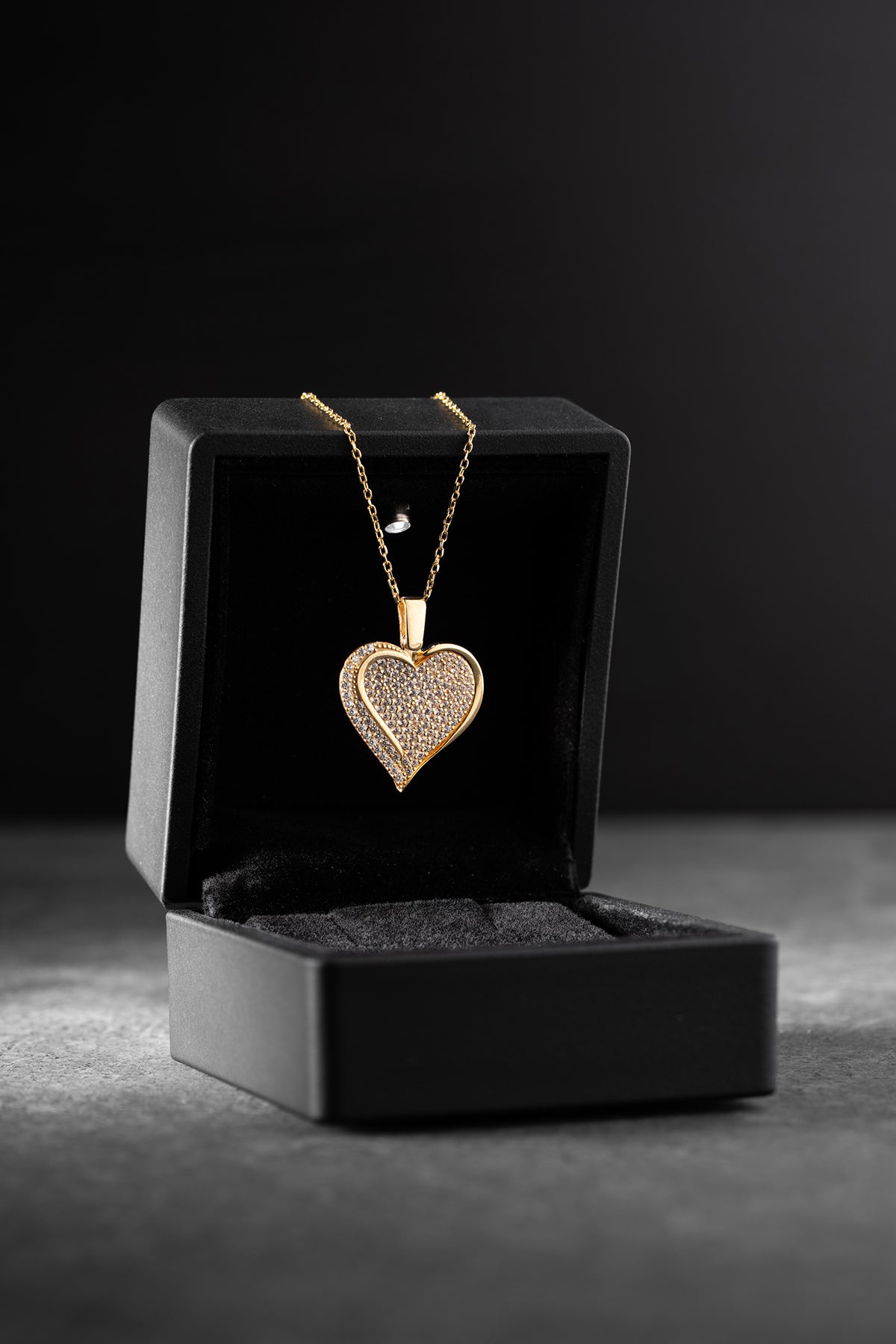 Pave Heart Pendant Necklace in Gold