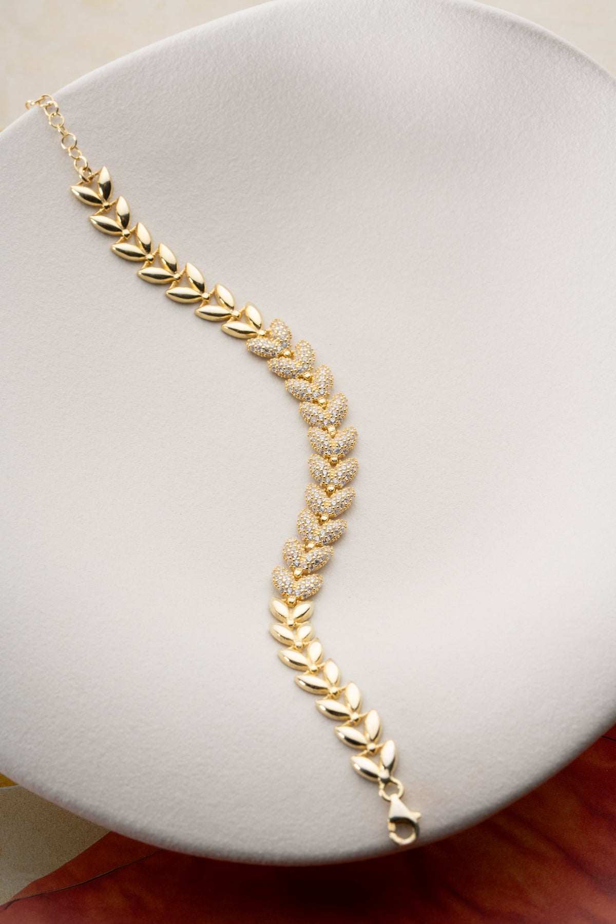 Pave Leaf Link Bracelet in Gold