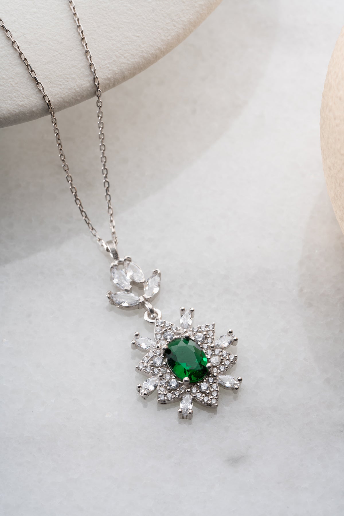 Emerald Green Floral Pendant Necklace