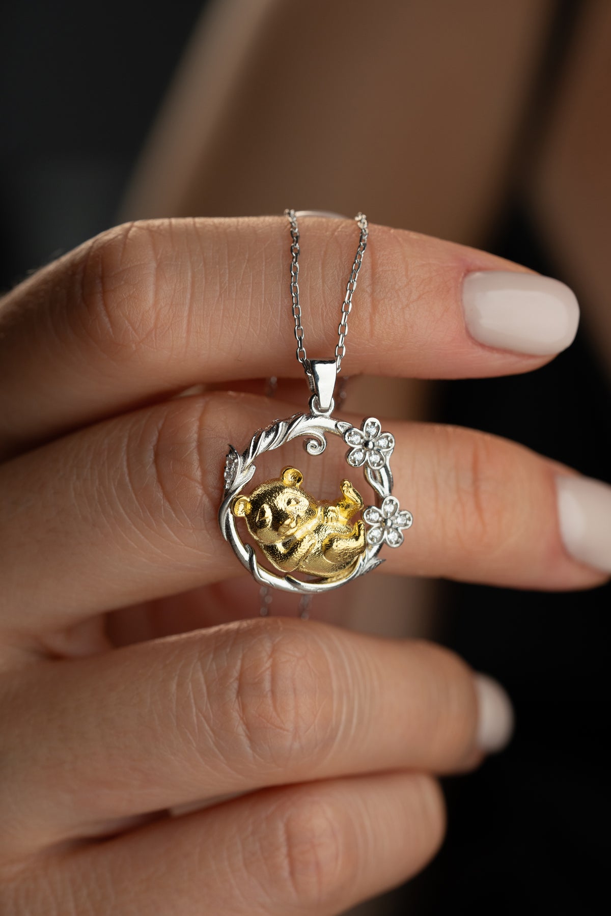 3D Bear Cub Wreath Necklace