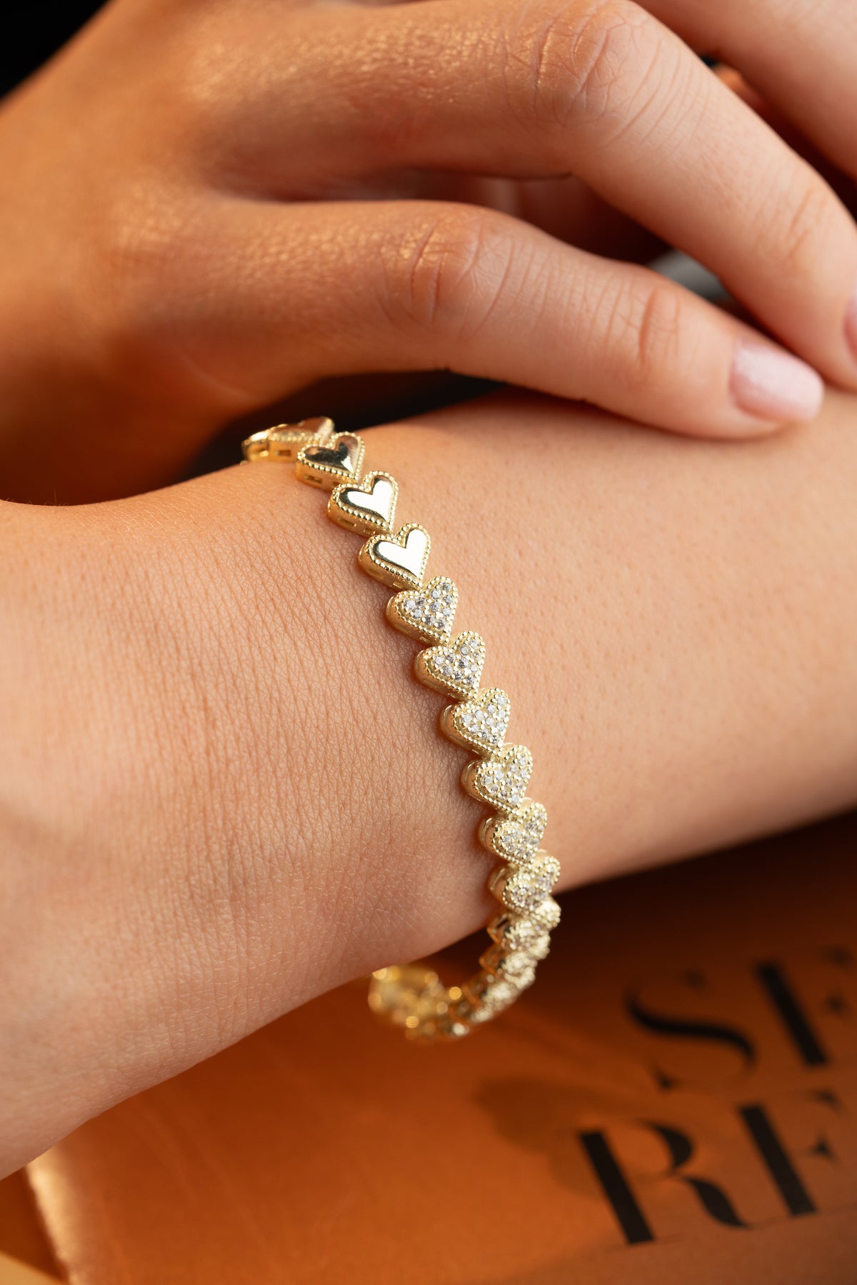 Pave Heart Link Chain Bracelet