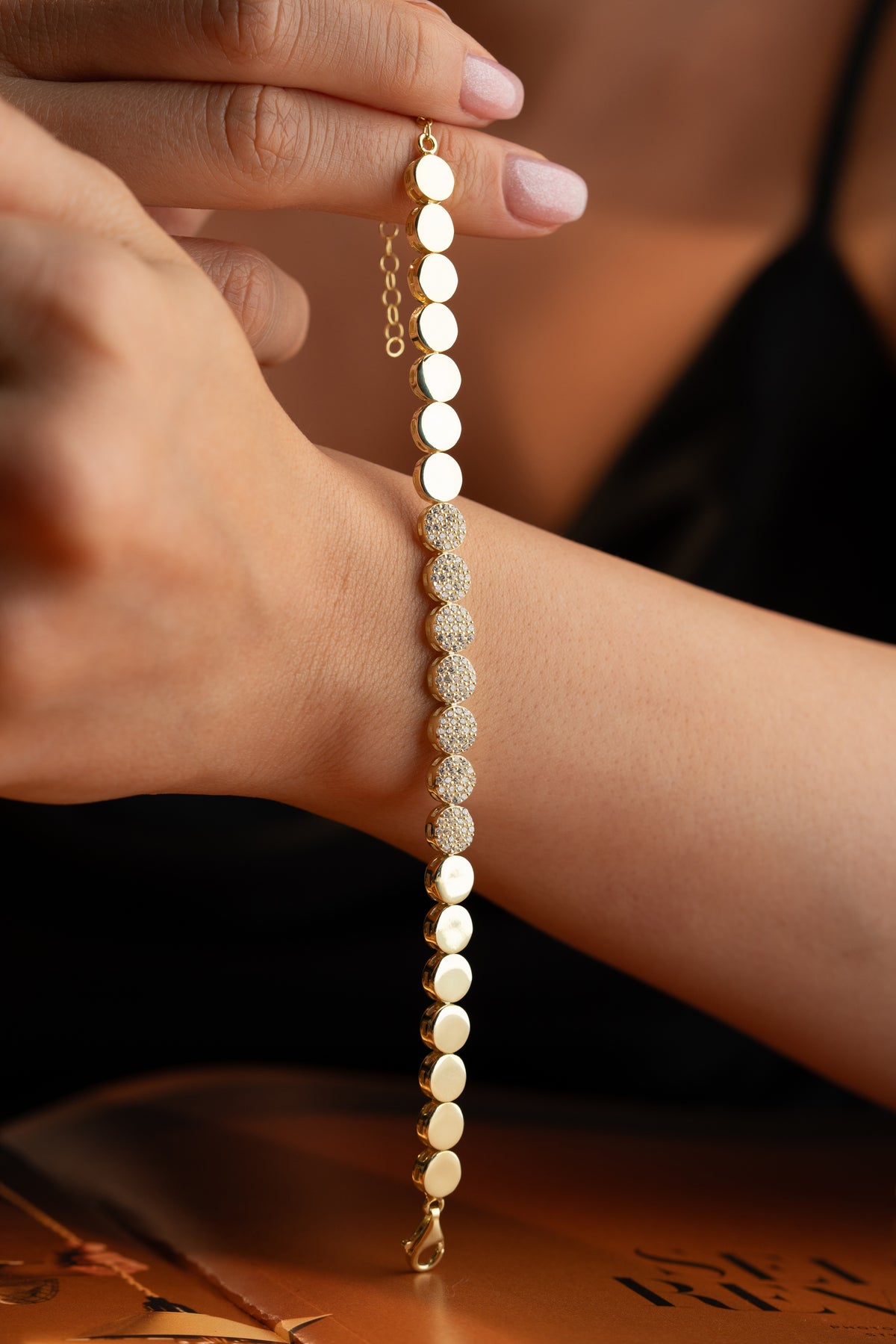 Pave Disc Station Bracelet in Gold
