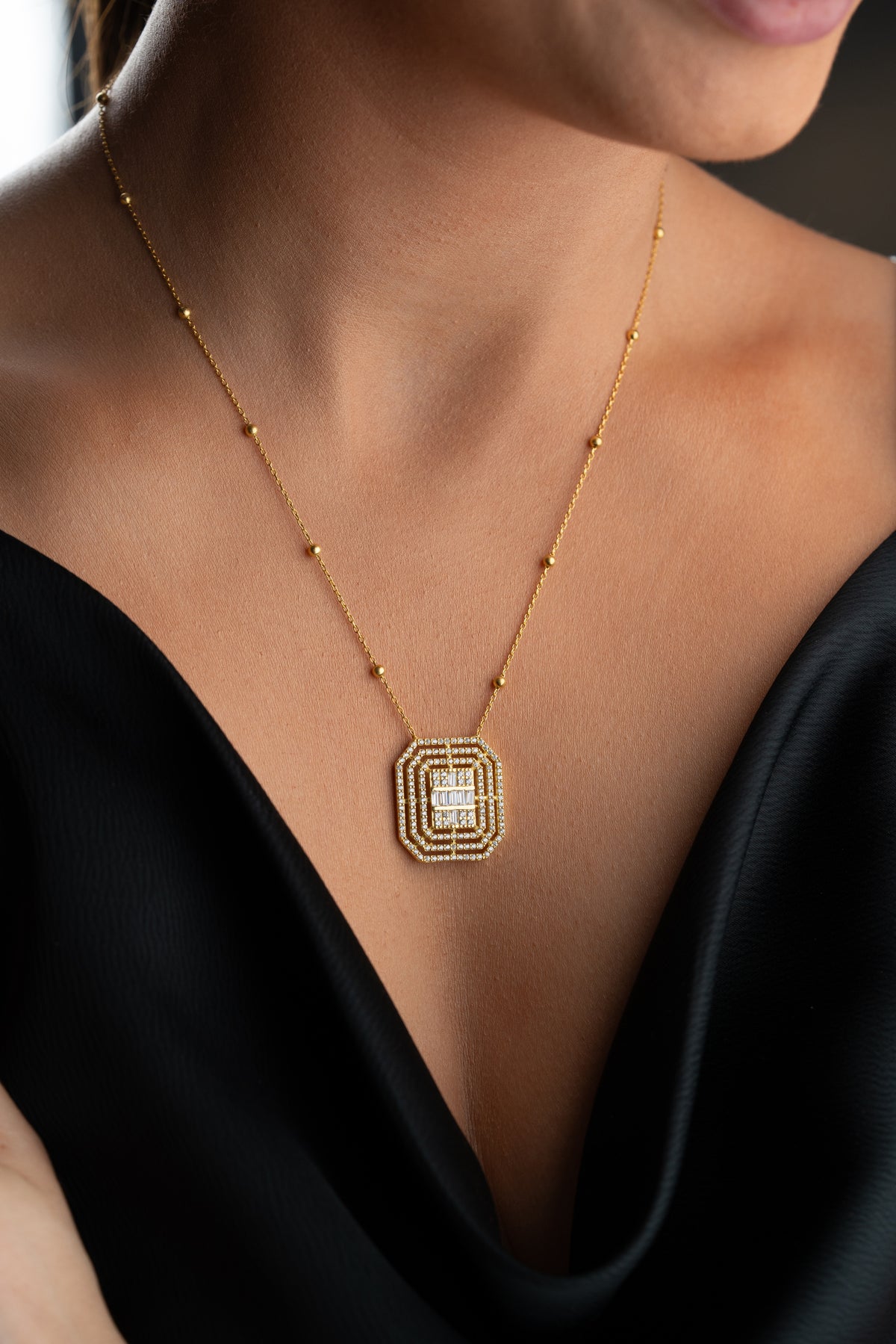 Art Deco Baguette Crystal Pendant Necklace
