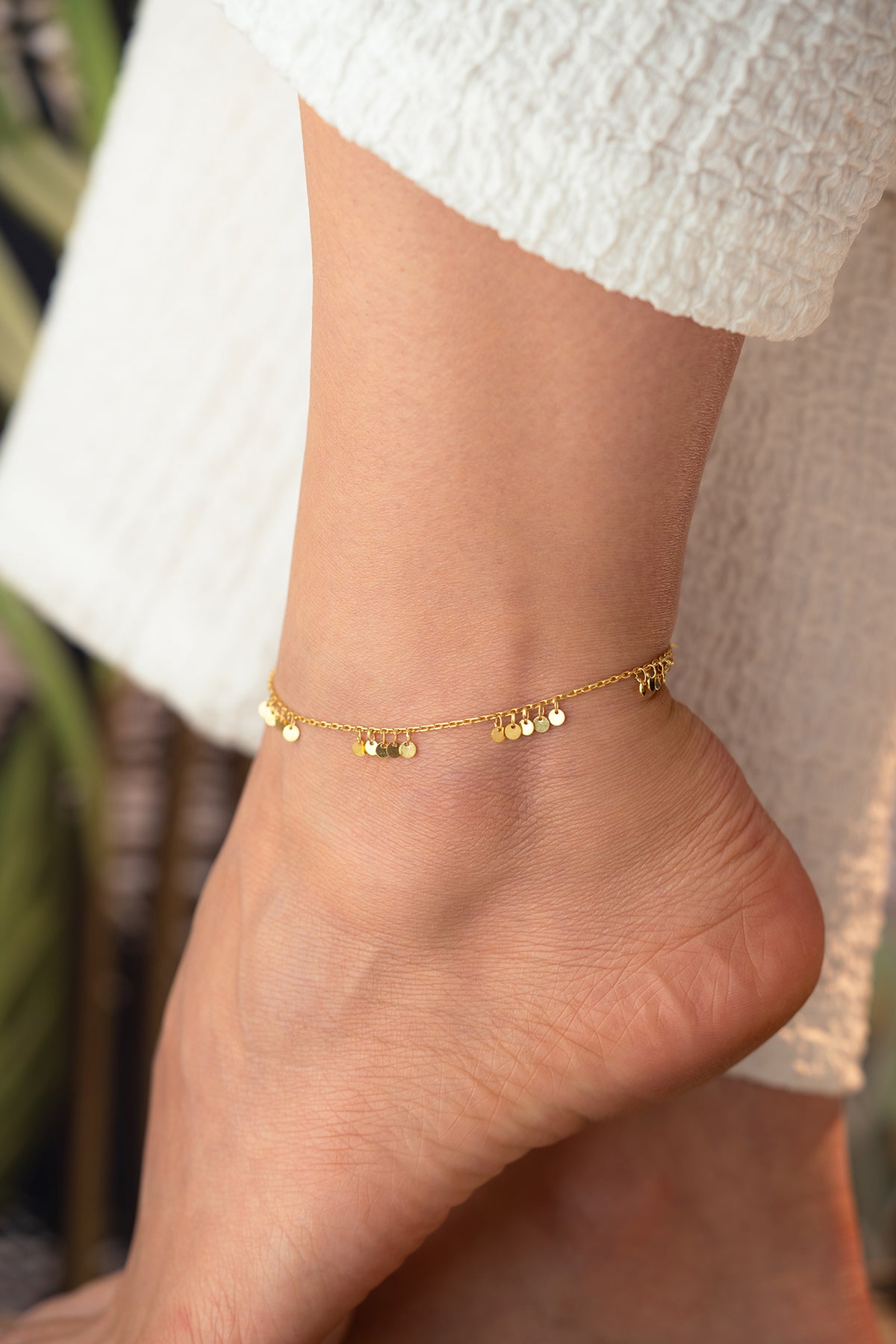 Gold Disc Cluster Charm Anklet