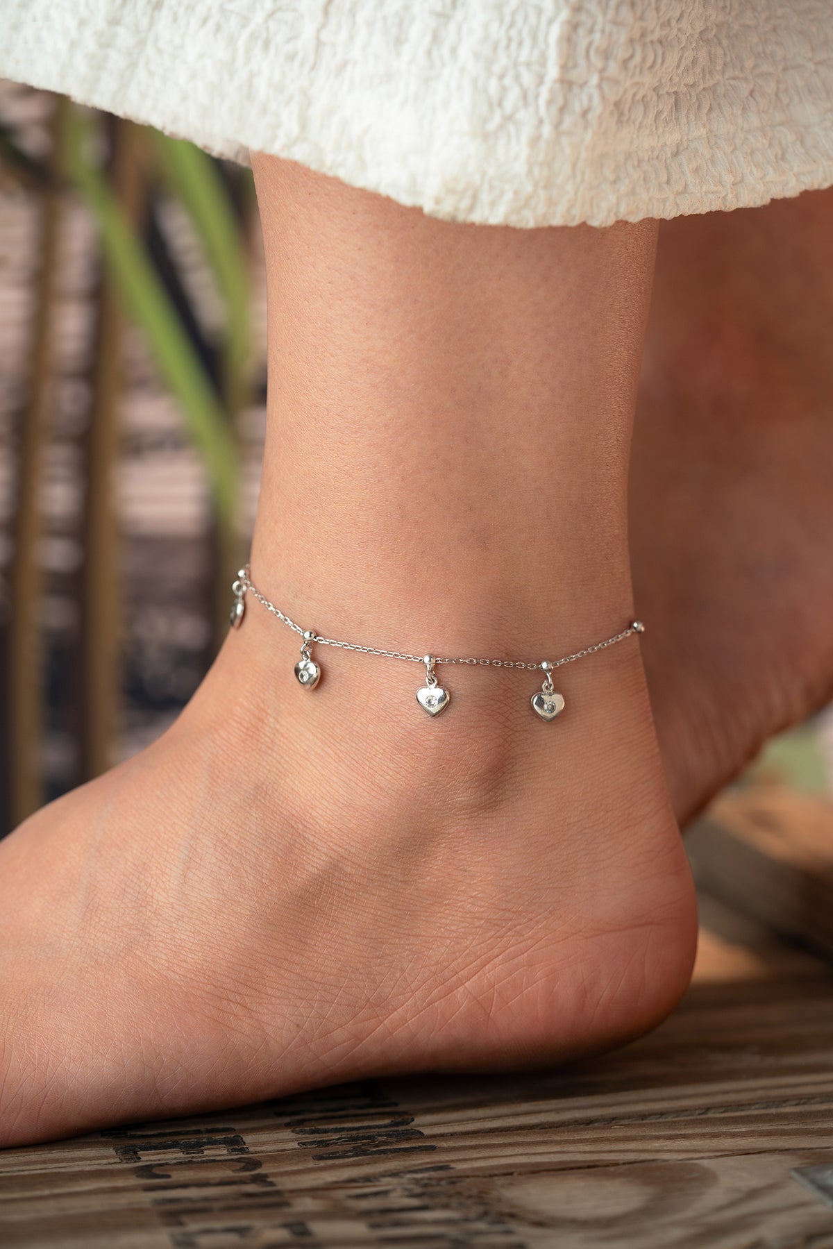 Crystal Heart Charm Anklet in Silver