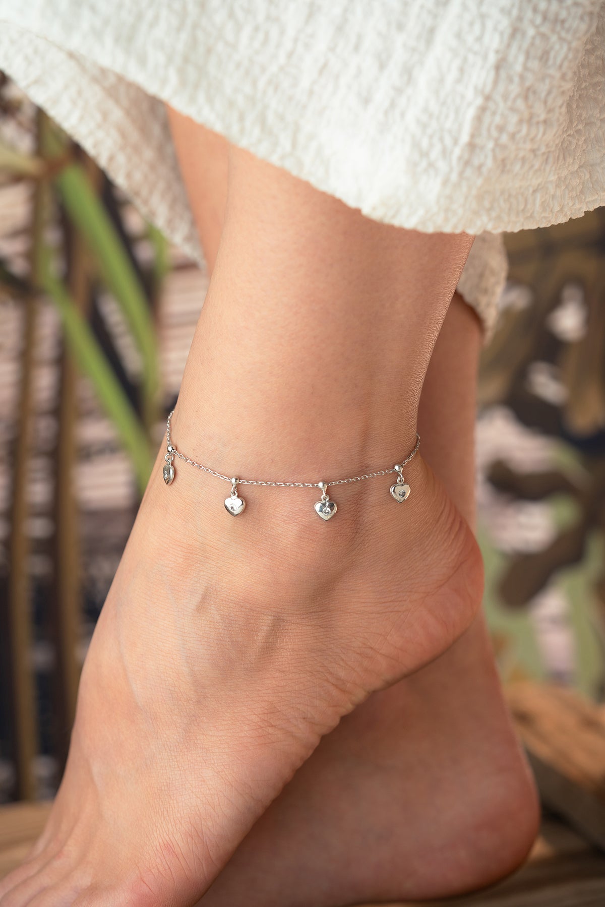 Crystal Heart Charm Anklet in Silver