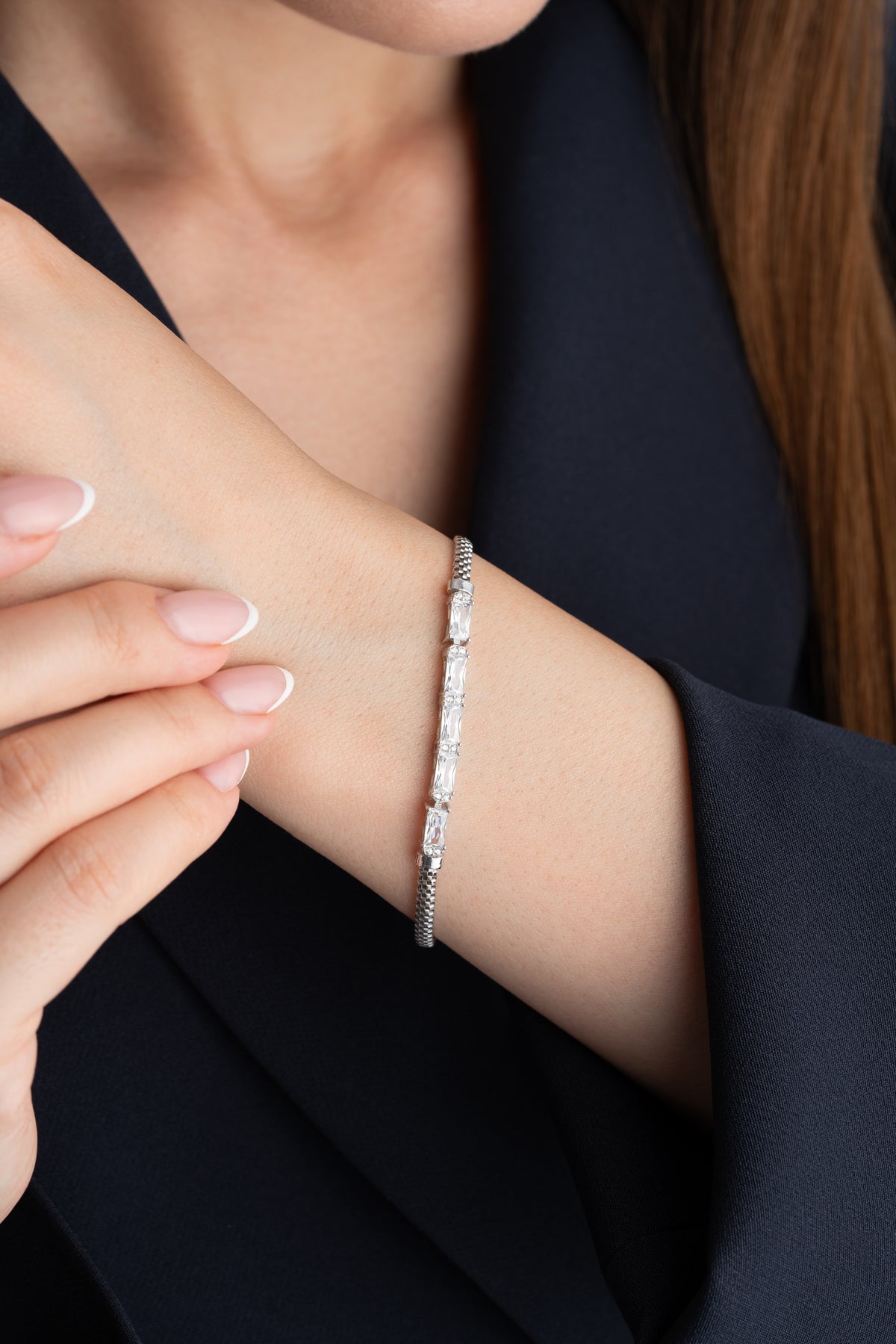Baguette Crystal Mesh Bracelet in Silver