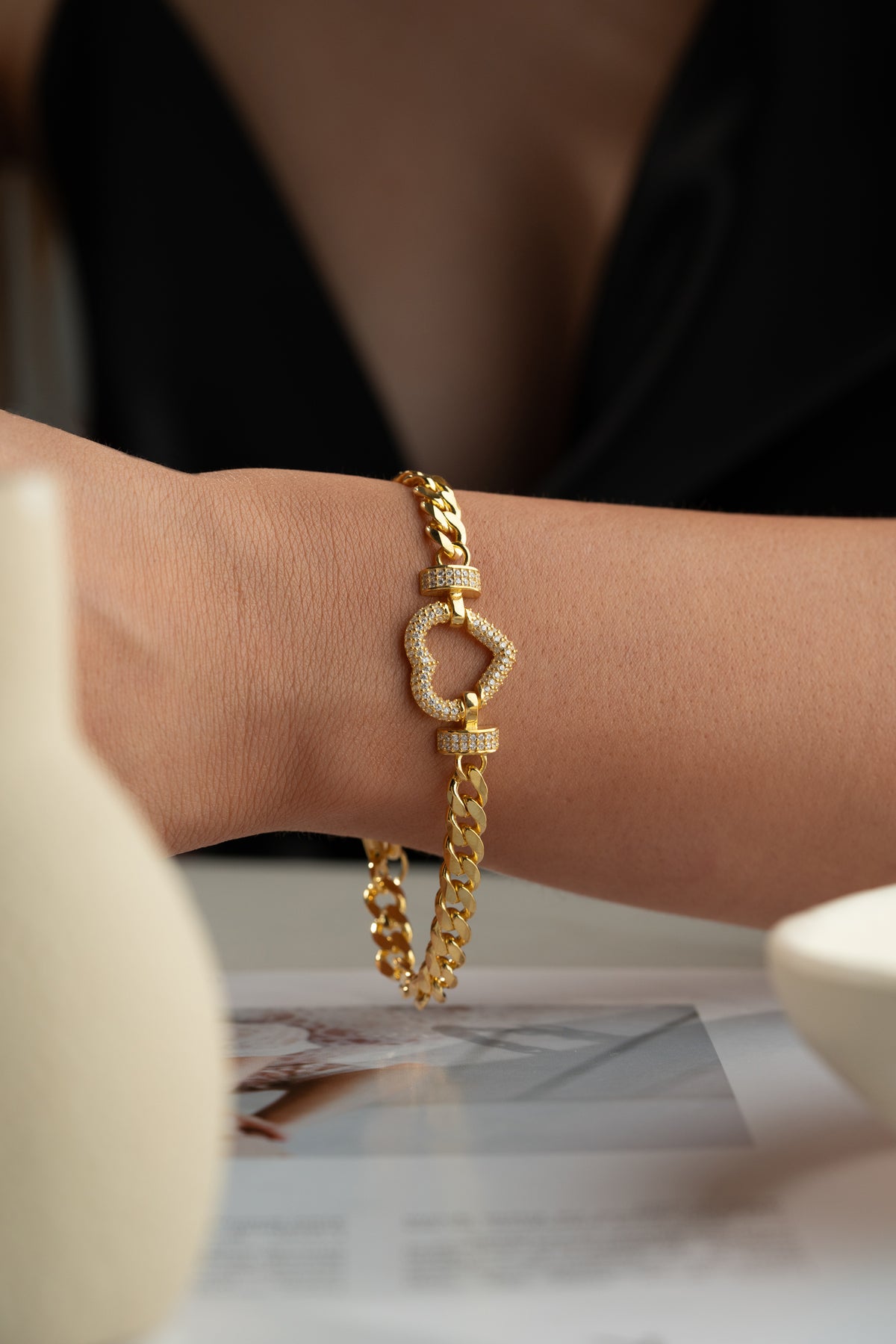 Pave Heart Cuban Chain Bracelet in Gold