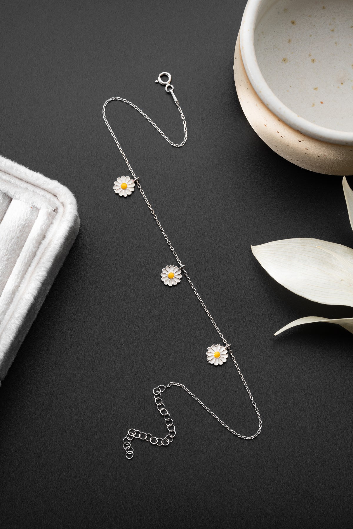 Daisy Flower Charm Anklet