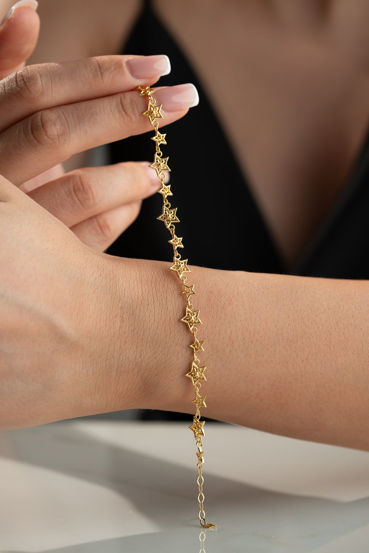 Filigree Star Link Bracelet in Gold