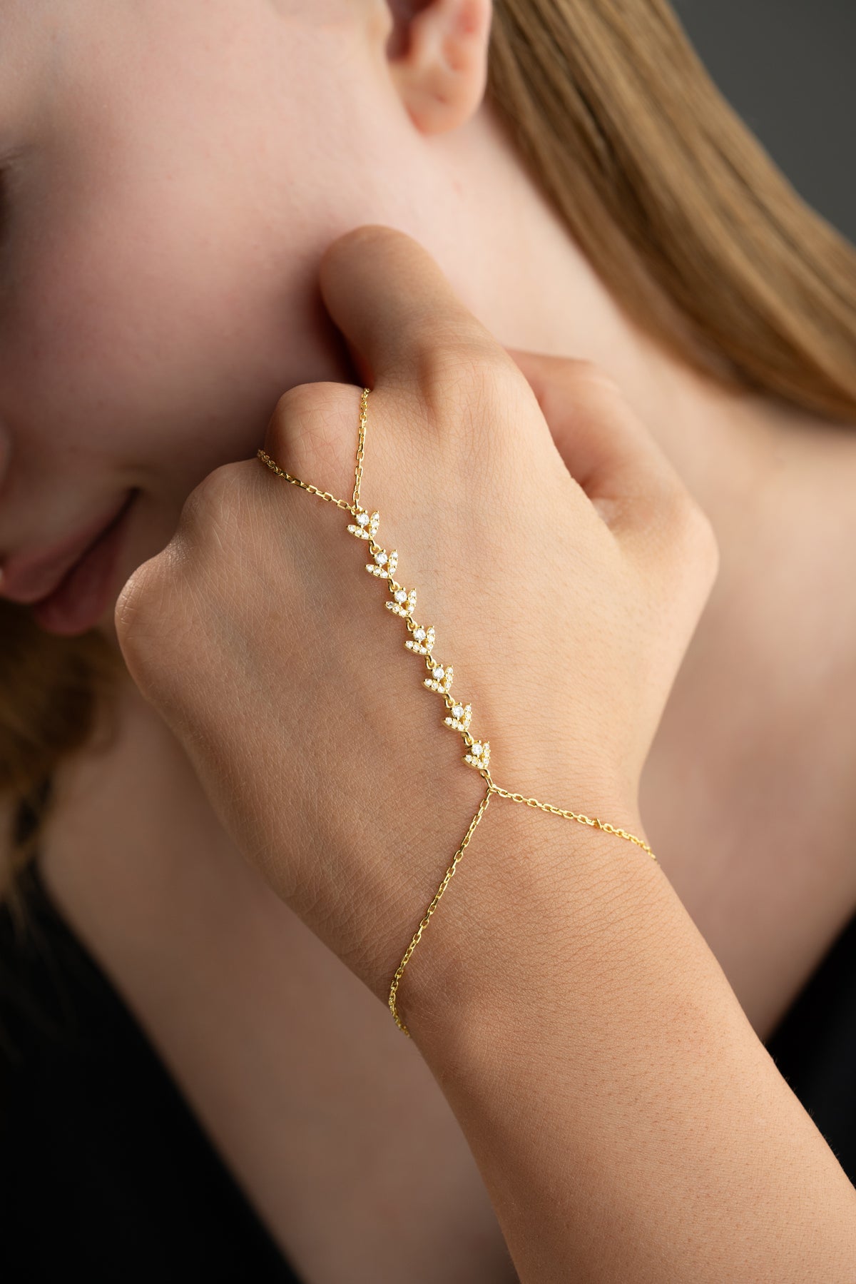 Gold Crystal Leaf Vine Hand Chain