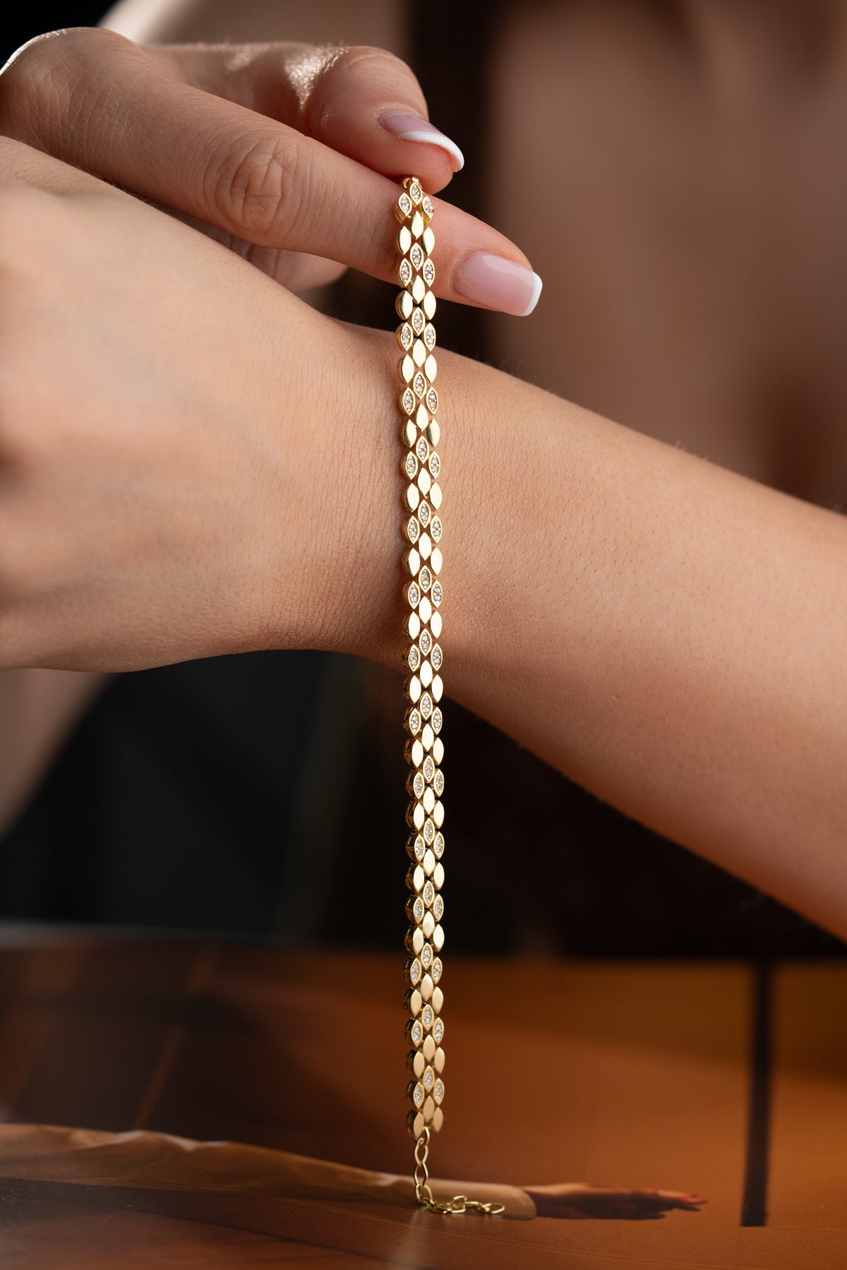 Woven Marquise Link Bracelet in Gold
