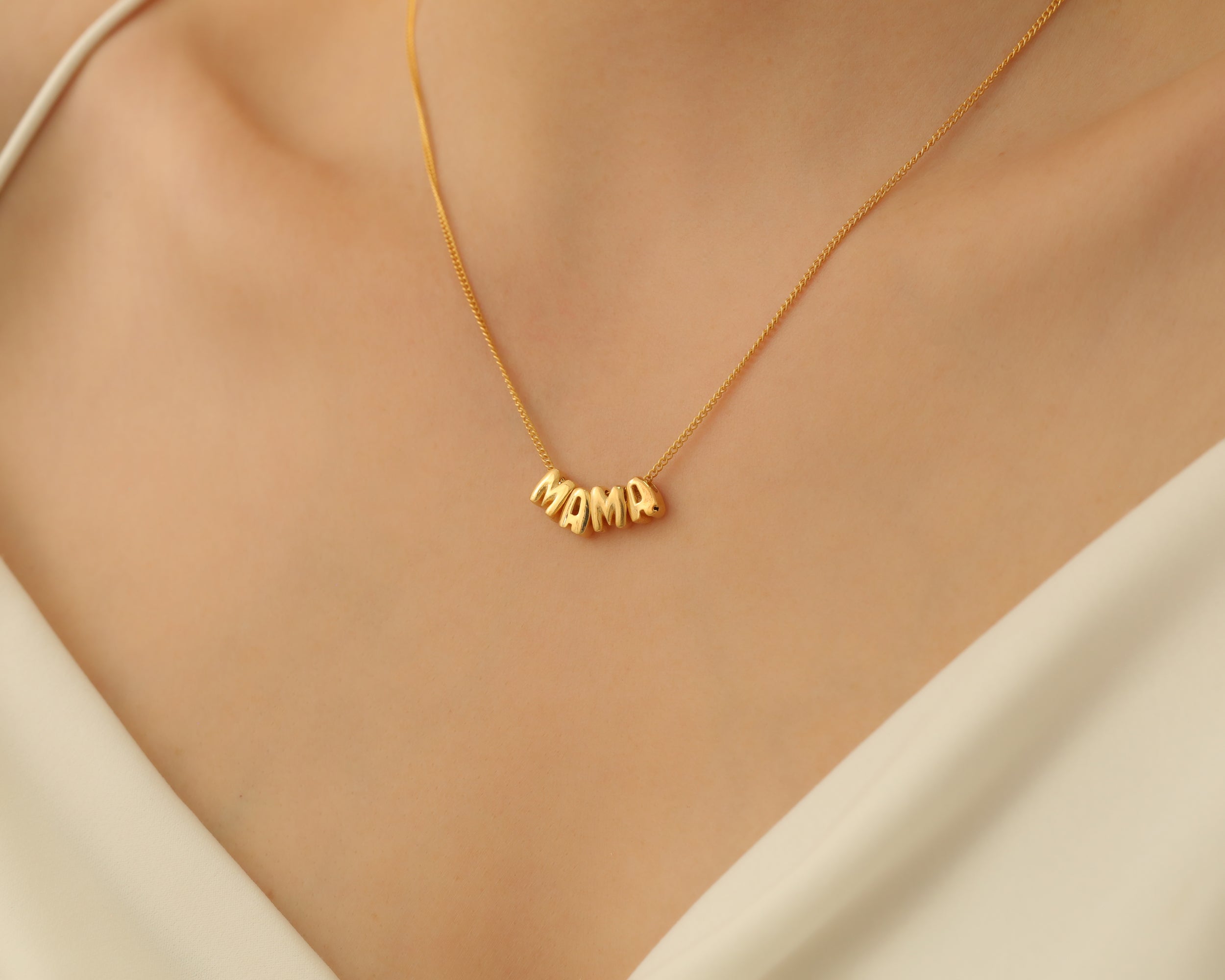 Bubble Mom Word Necklace
