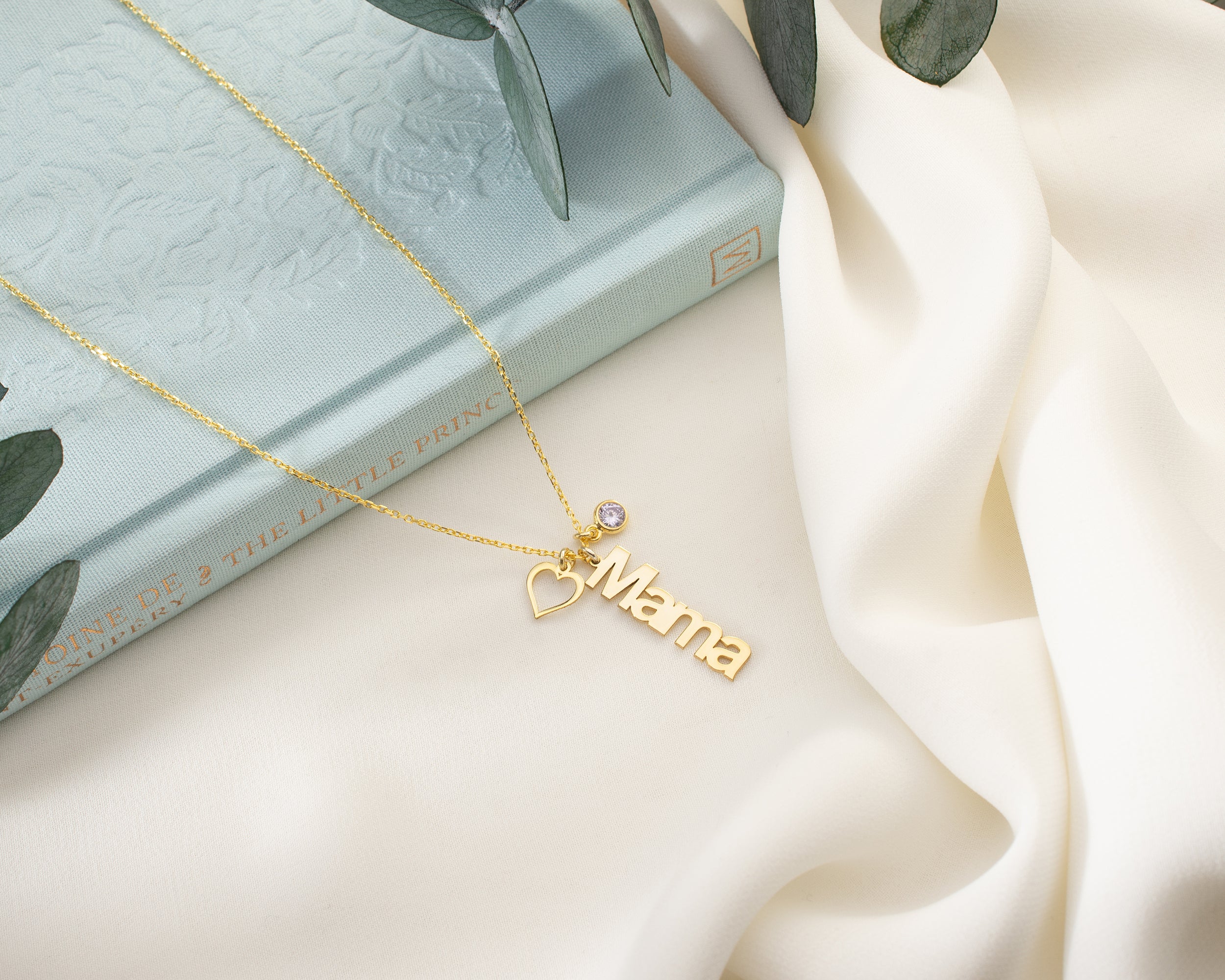 Custom Mama Name Necklace with Birthstone