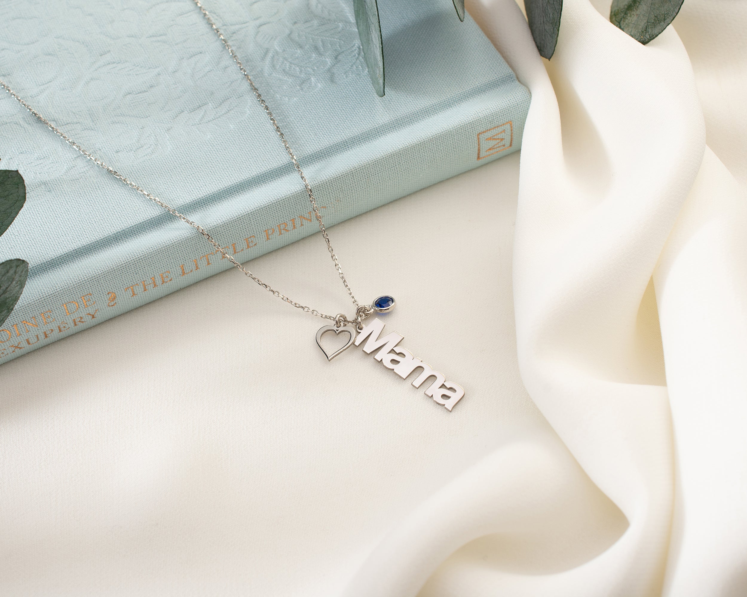 Custom Mama Name Necklace with Birthstone